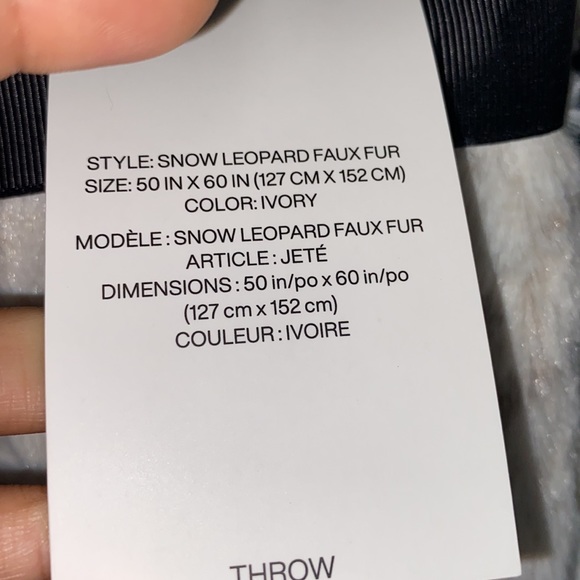 NWT DKNY Faux Fur Ivory Throw Blanket - Picture 5 of 5